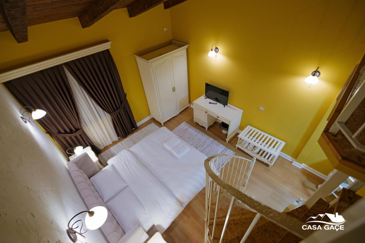 Casa Gaçe Hotel Korce Exterior foto